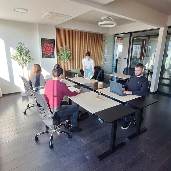 cowork zagreb hotdesk office